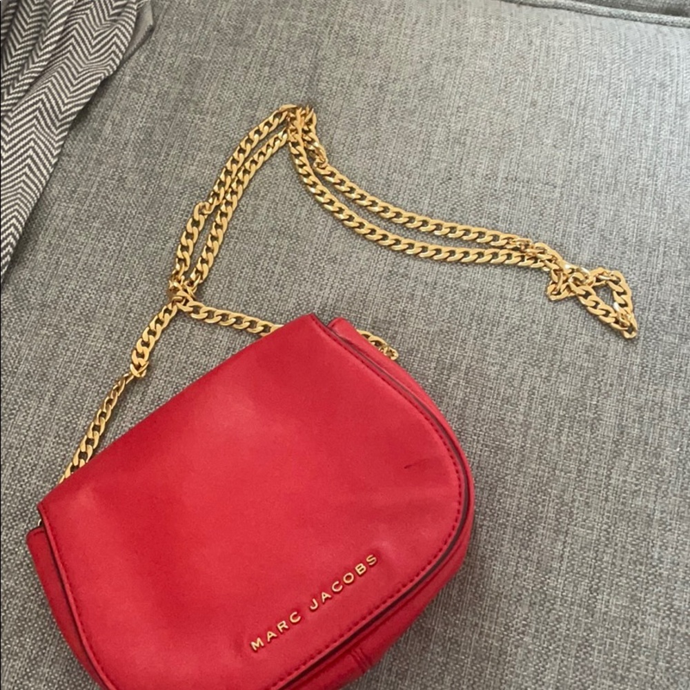 Marc Jacobs cross body bag with gold chain - Picture 4 of 6
